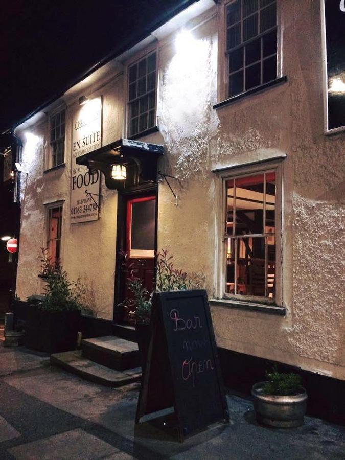 The Chequers Bed and Breakfast Royston  Buitenkant foto